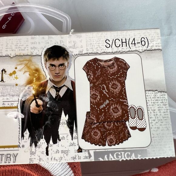 New Women’s Harry Potter Pajama Set 3pc Size Small - Picture 4 of 6